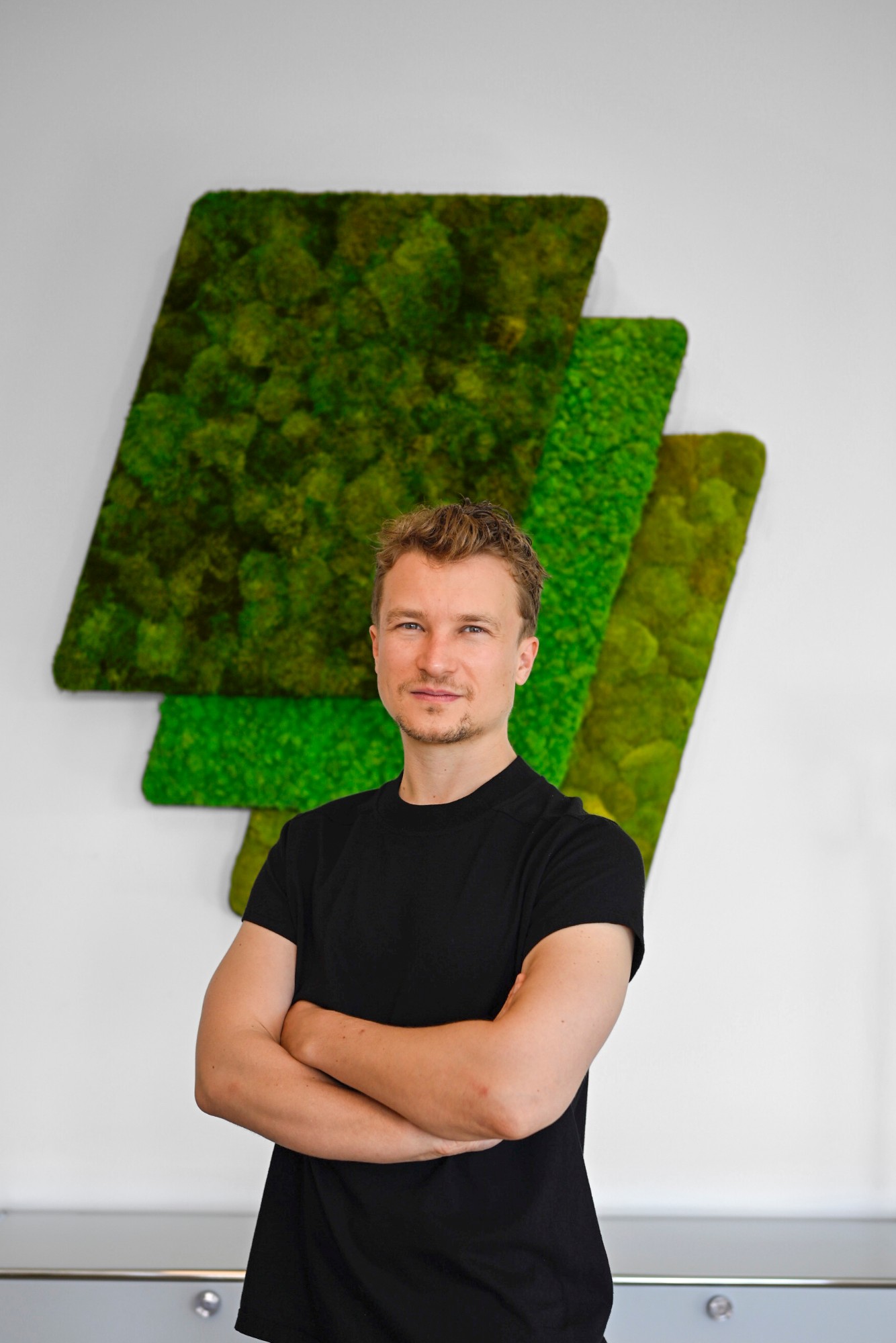 Fabian Dudek, host of The GlassDollar Podcast